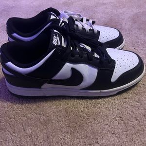 Used nike dunk low panda size 10